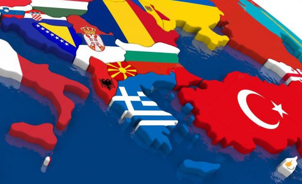 ЕК представя икономически и инвестиционен план за Западните Балкани ЕК представя икономически и инвестиционен план за Западните Балкани