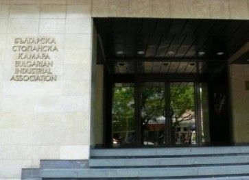 БСК: Увеличението на МРЗ е прокризисна мярка, която задълбочава проблемите на пазара на труда